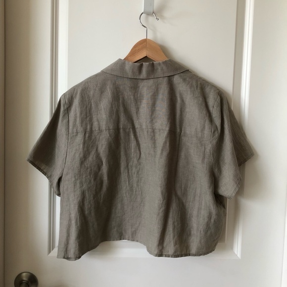 Oak and Fort top, like new - worn a handful of times - Picture 3 of 3